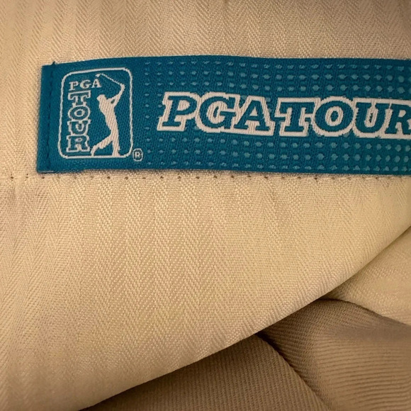 PGA Tour Golf Flat Front Beige Shorts, size 34 - Picture 3 of 5